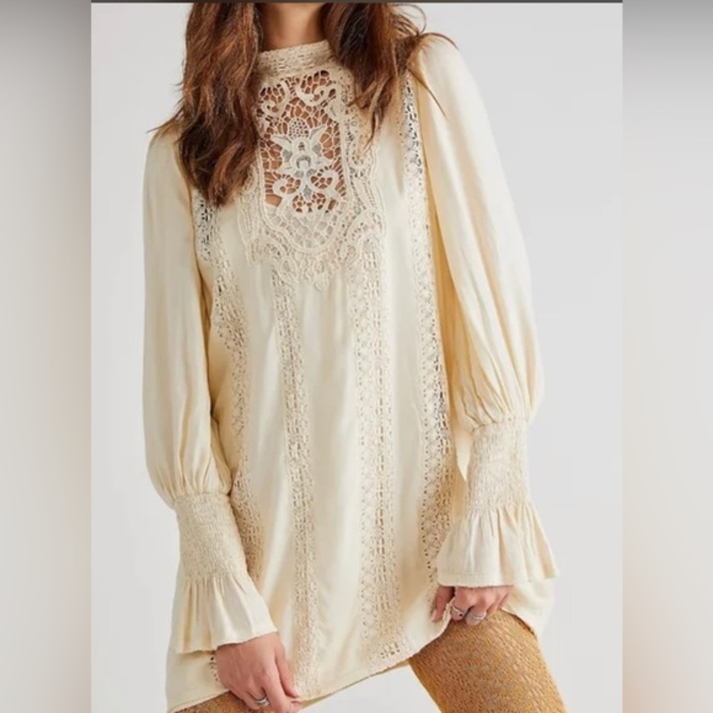 SOLD - Free people one Vienna lace boho ivory mini‎ dress